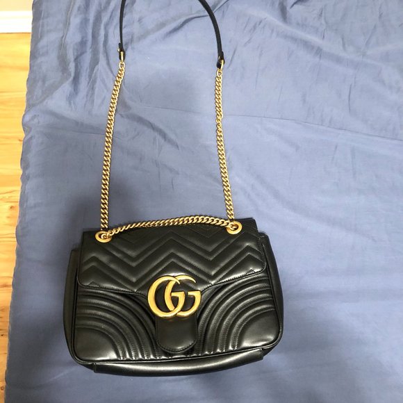 GG Marmont medium matelassé shoulder bag - Picture 2 of 8